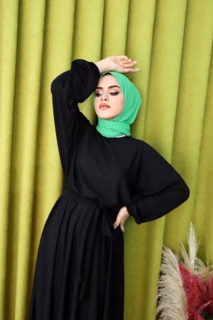 Sima Mevlana ausgestelltes Scuba-Hijab-Kleid - 4