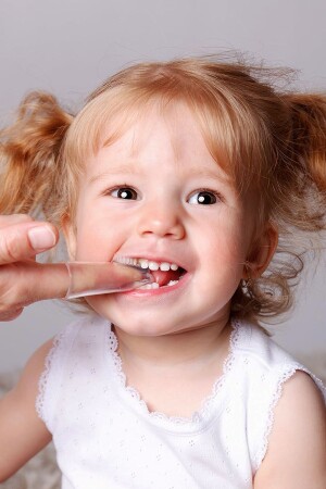 Slikon Parmak Bebek Diş Kaşıyıcı ve Şeffaf Renk Yumuşak Fırça Kutulu Erkek ve Kız Çocuk Ürünleri - 8