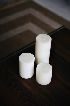 Spezielles handgefertigtes, dekoratives weißes 3-teiliges Kerzenset mit Zitronenduft – (7 cm/ 9,5 cm/ 15,5 cm) BHR-MUM100 - 7