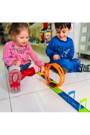 Spiralförmige akrobatische Sprungbahn mit Startrampe, Spielzeugauto-Rennbahn-Set mit 4 Autos SD0682 - 7