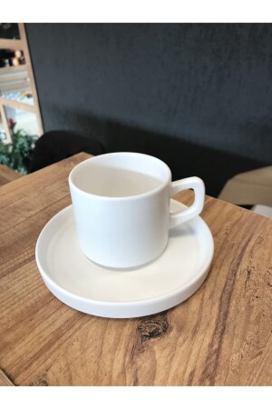 Stapelbare Tee-/Nescafe-Tasse mit Untertasse, Weiß - Keramika