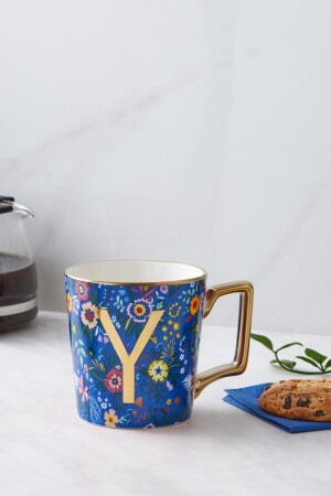 Tasse mit Blumen-Y-Buchstaben, 350 ml, 153. 03. 06. 6935 - Karaca