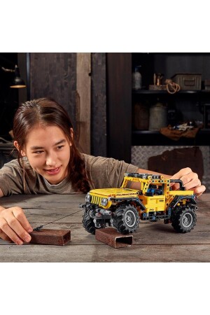 ® Technic Jeep® Wrangler 42122 – Modellbauset zum Sammeln für Fahrzeugliebhaber (665 Teile) LMT42122 - 8