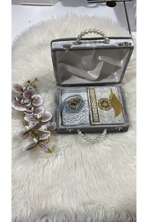 (مينز) - صلاة القرآن المقدس (مؤخرات صلاة) و (مؤخرة) الموسيقى المجمعة في حقيبة هدية - Classy