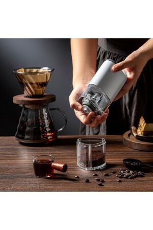 Tragbare elektrische Kaffeemühle Typ C USB-Aufladung Keramik-Schleifkern Home Coffee Beans Kaffeemühle - 4