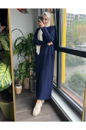 Übergroßes, locker geschnittenes Hijab-Kleid mit halbem Rollkragen aus Cord und Strickwaren, Größe 38–44 8S2GTQ8S - 1