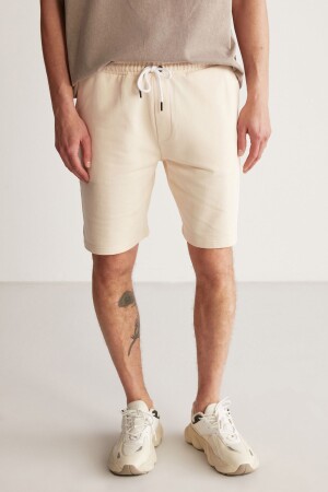 Uncertaın Comfort Fit Vanilla Shorts & Bermuda für Herren - 1