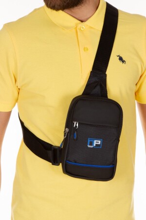 كيس الصدر من نوع Unisex Impertex من نوع MNZ الجديد مع قسم الهاتف وكيس الكتف المتقاطع - Newish Polo Accessories