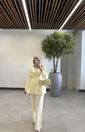 Venüs Düğmeli Keten Takım - Sarı - Duendeca