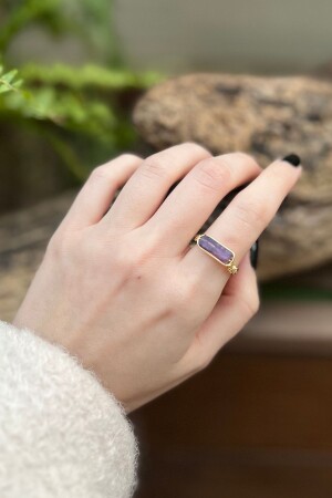 Verstellbarer Ring aus Amethyst-Baguette-Naturstein, vergoldet, handgefertigt - 1