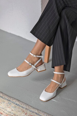 Viola Kadın Topuklu Rugan Ayakkabı Beyaz - 2
