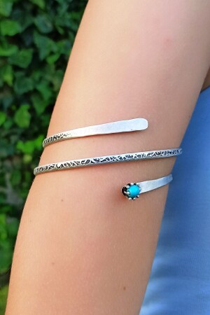 مادة من الحجر الطبيعي المعدة بالفضة المصنوعة يدوياً قابلة للتعديل سوار ذراع النساء سوار ذراعين - Fildişi Aksesuar