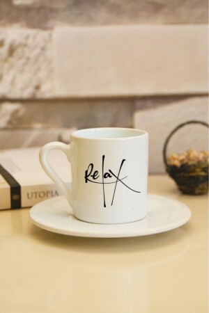 Weiße türkische Kaffeetasse mit Aufdruck „Relax Letter“ he-f-0056 - 1