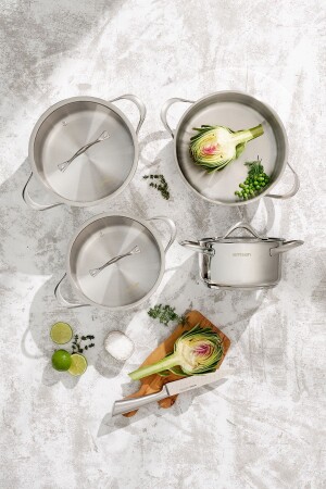 Yakamoz Induktionsbasiertes 8-teiliges Edelstahl-Kochgeschirrset 153. 05. 01. 3131 - Emsan