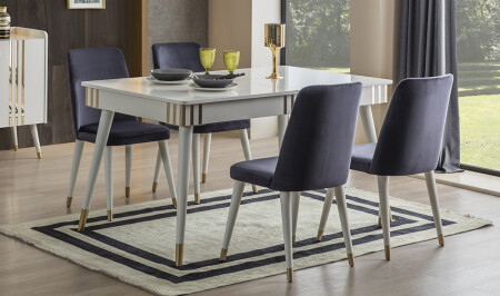 طاولة الطعام من 