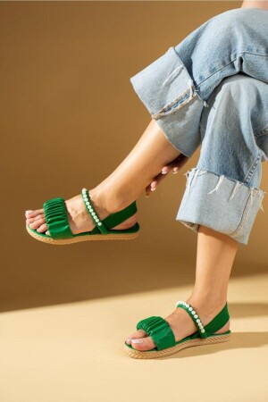 Yeşil İnci Taşlı Büzgülü Sandalet - 1