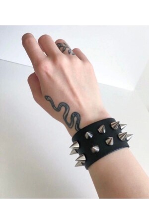 Zweireihiges Spike-Armband aus Gothic-Punk-Leder - 1