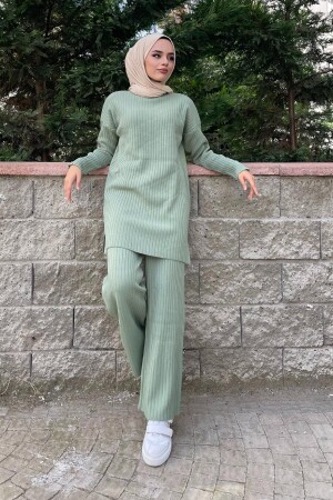 Zweiteilige Anzugblusenhose mit Hijab-Schnur und langen Ärmeln von oben nach unten - Ekogiyim